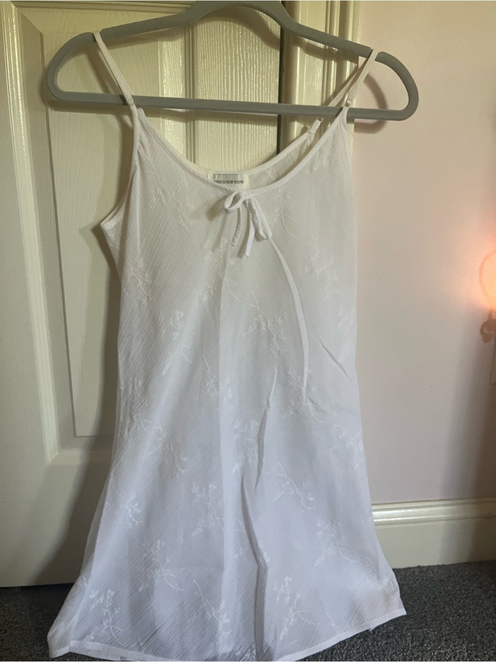 Jones New York White Floral Tie-Front Slip